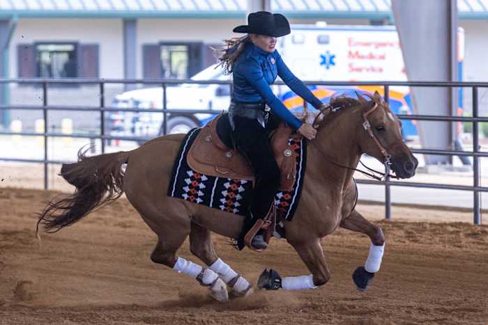 Isabella Tesmer of Auburn Equestrian